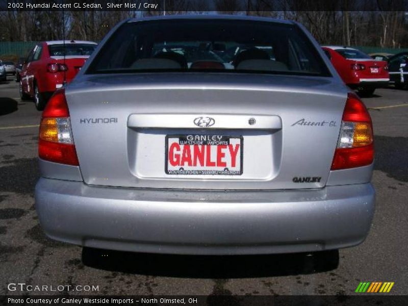 Silver Mist / Gray 2002 Hyundai Accent GL Sedan