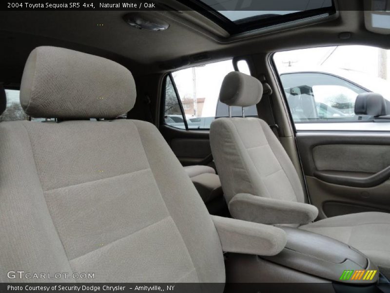 Natural White / Oak 2004 Toyota Sequoia SR5 4x4