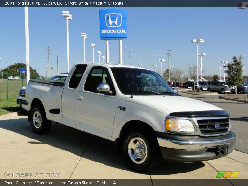 Oxford White / Medium Graphite 2001 Ford F150 XLT SuperCab