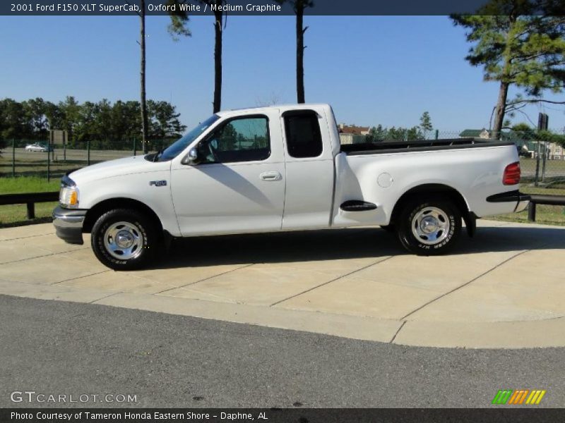 Oxford White / Medium Graphite 2001 Ford F150 XLT SuperCab