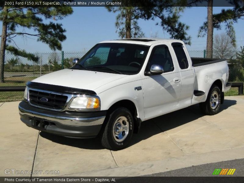 Oxford White / Medium Graphite 2001 Ford F150 XLT SuperCab