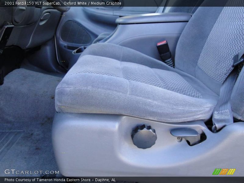 Oxford White / Medium Graphite 2001 Ford F150 XLT SuperCab