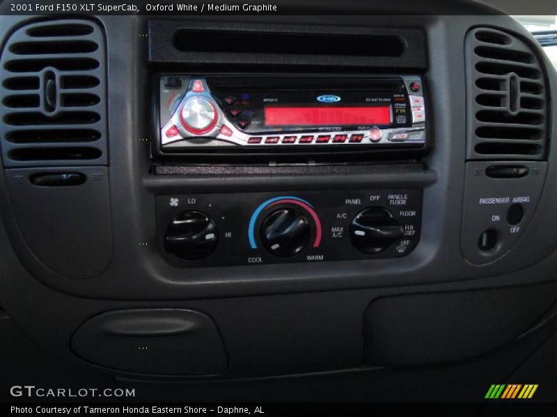 Oxford White / Medium Graphite 2001 Ford F150 XLT SuperCab