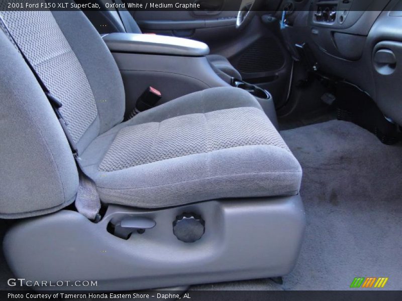 Oxford White / Medium Graphite 2001 Ford F150 XLT SuperCab