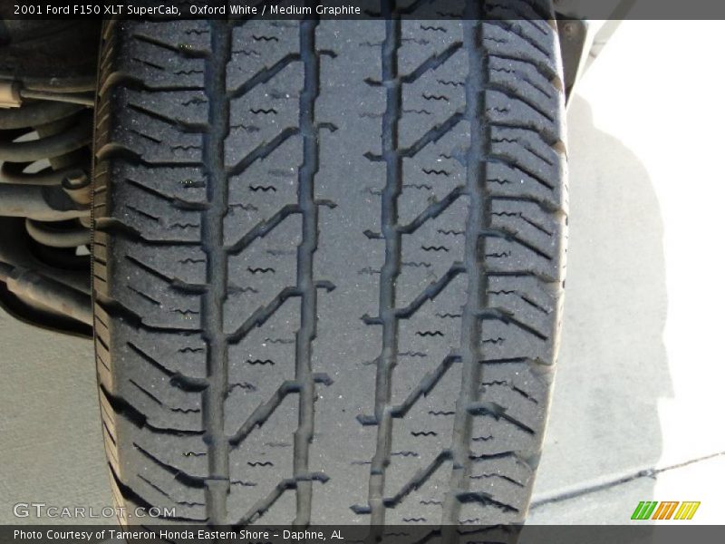 Oxford White / Medium Graphite 2001 Ford F150 XLT SuperCab