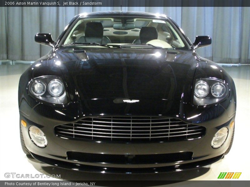 Jet Black / Sandstorm 2006 Aston Martin Vanquish S