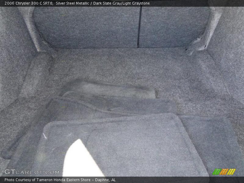  2006 300 C SRT8 Trunk