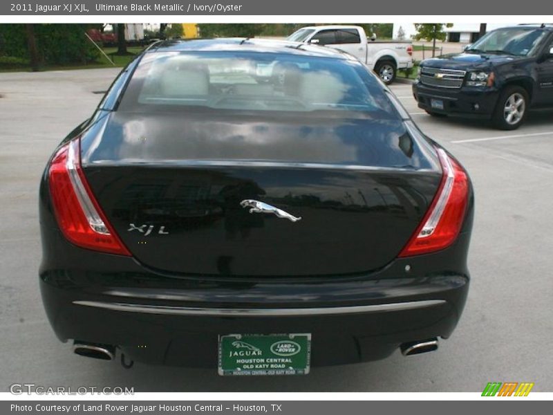 Ultimate Black Metallic / Ivory/Oyster 2011 Jaguar XJ XJL