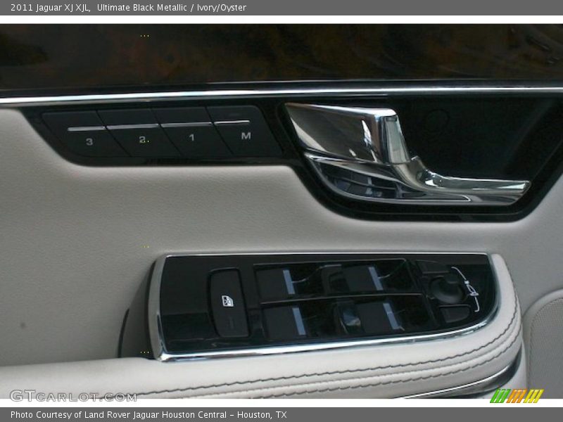 Ultimate Black Metallic / Ivory/Oyster 2011 Jaguar XJ XJL