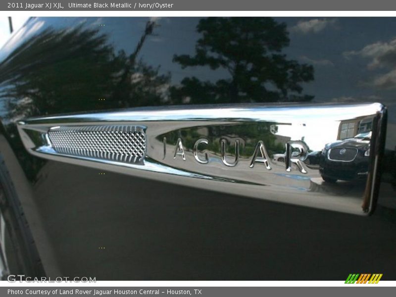Ultimate Black Metallic / Ivory/Oyster 2011 Jaguar XJ XJL