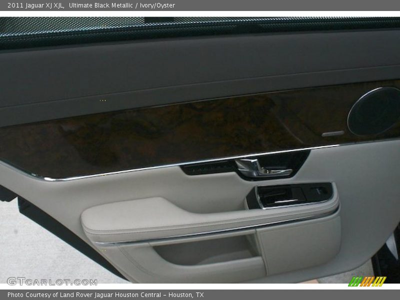 Ultimate Black Metallic / Ivory/Oyster 2011 Jaguar XJ XJL