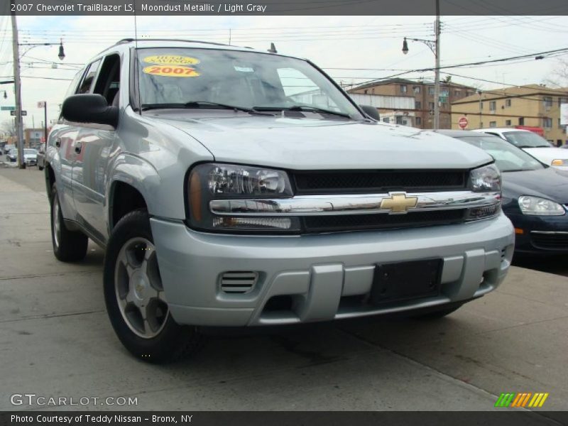 Moondust Metallic / Light Gray 2007 Chevrolet TrailBlazer LS
