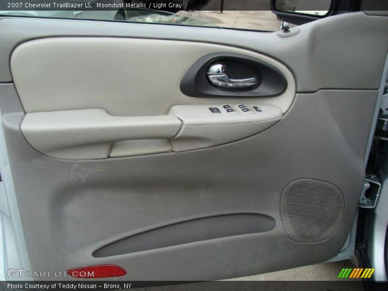 Moondust Metallic / Light Gray 2007 Chevrolet TrailBlazer LS