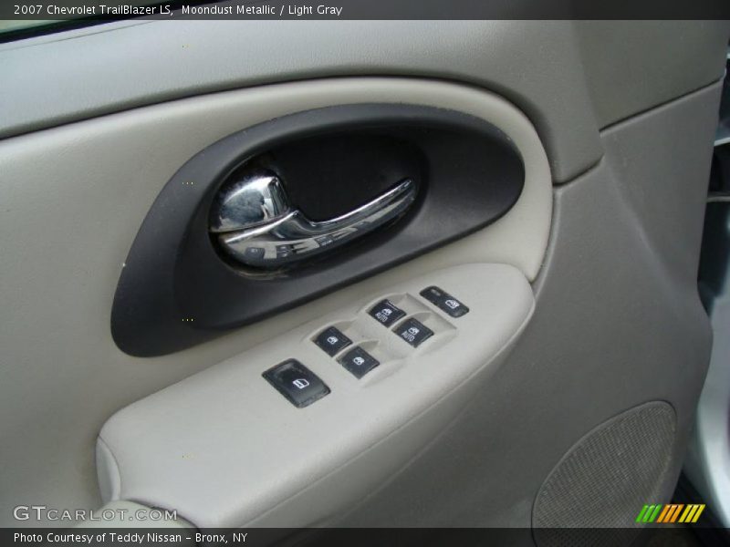 Moondust Metallic / Light Gray 2007 Chevrolet TrailBlazer LS