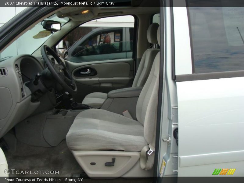 Moondust Metallic / Light Gray 2007 Chevrolet TrailBlazer LS