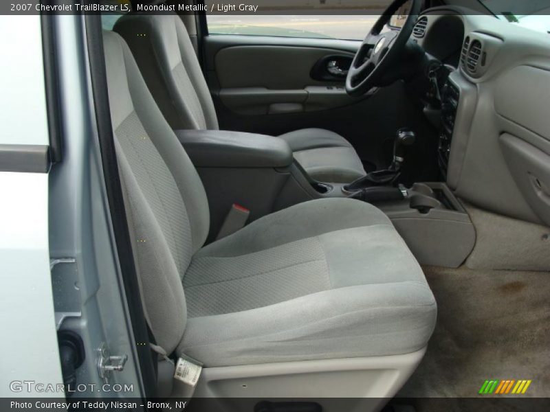 Moondust Metallic / Light Gray 2007 Chevrolet TrailBlazer LS