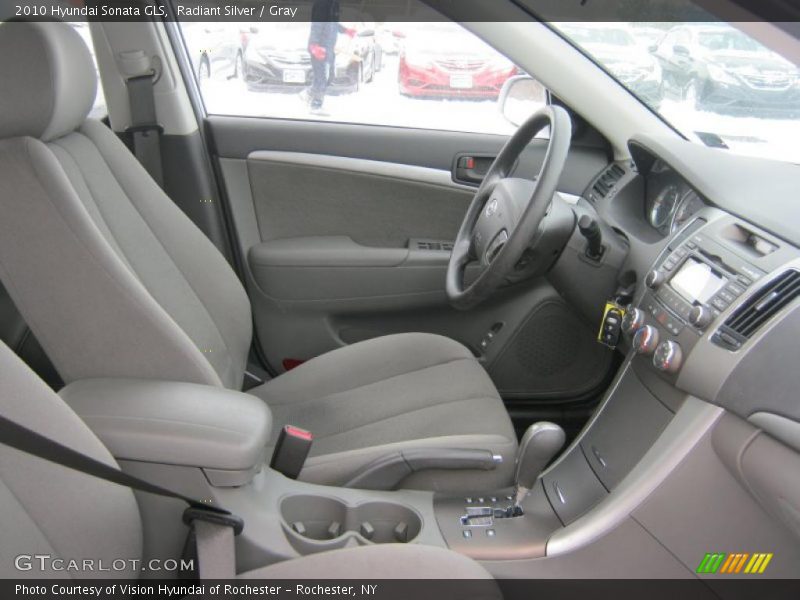 Radiant Silver / Gray 2010 Hyundai Sonata GLS