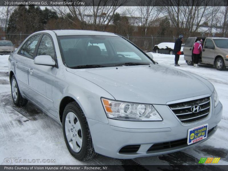 Radiant Silver / Gray 2010 Hyundai Sonata GLS
