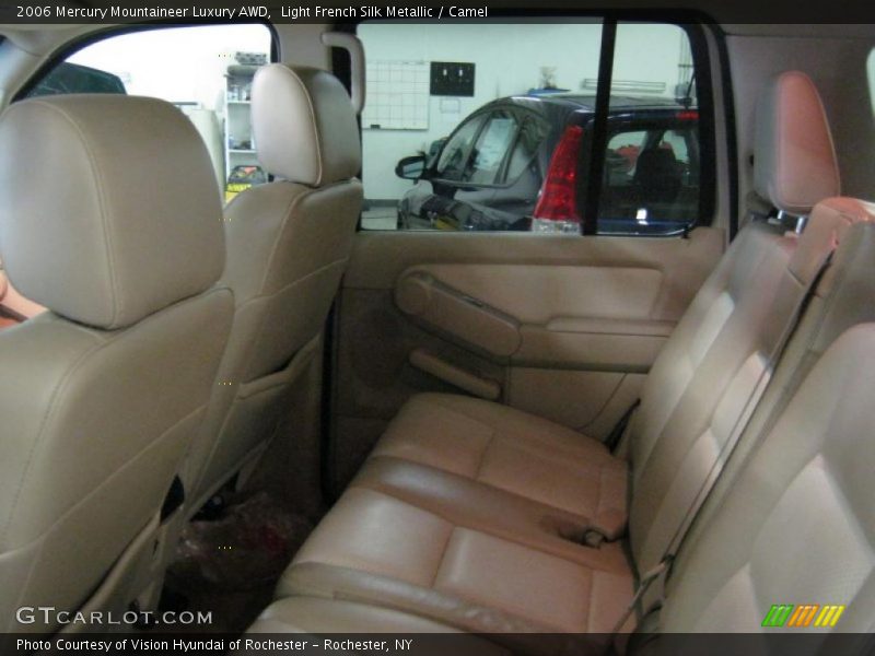 Light French Silk Metallic / Camel 2006 Mercury Mountaineer Luxury AWD