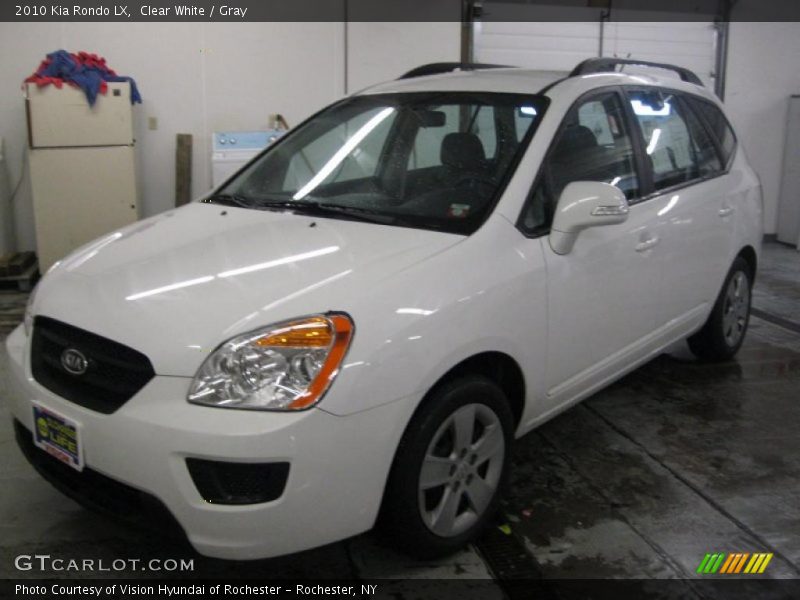Clear White / Gray 2010 Kia Rondo LX