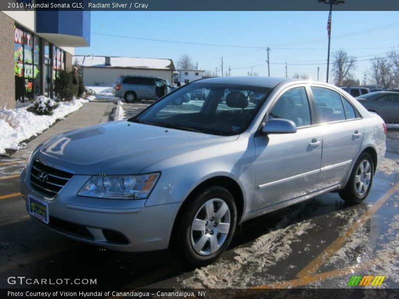 Radiant Silver / Gray 2010 Hyundai Sonata GLS