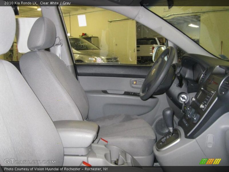 Clear White / Gray 2010 Kia Rondo LX