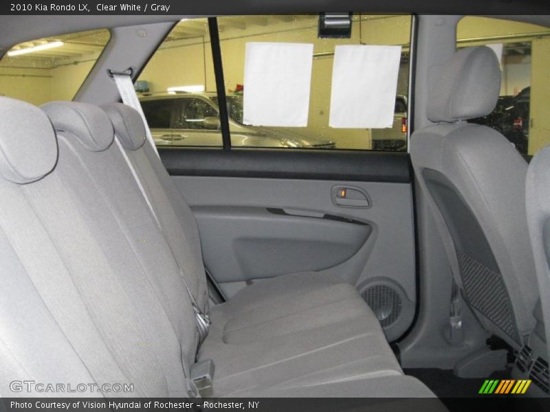 Clear White / Gray 2010 Kia Rondo LX