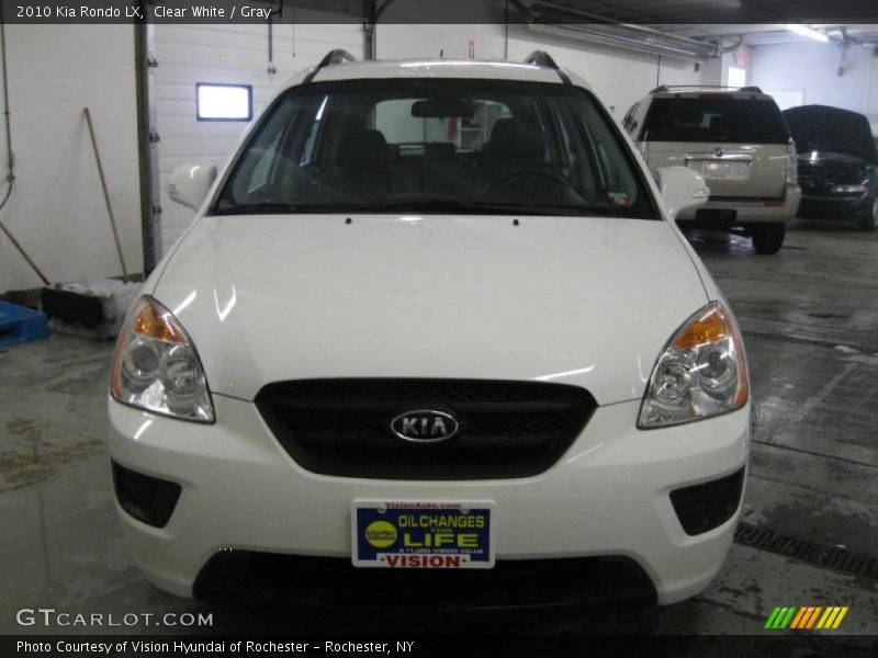Clear White / Gray 2010 Kia Rondo LX
