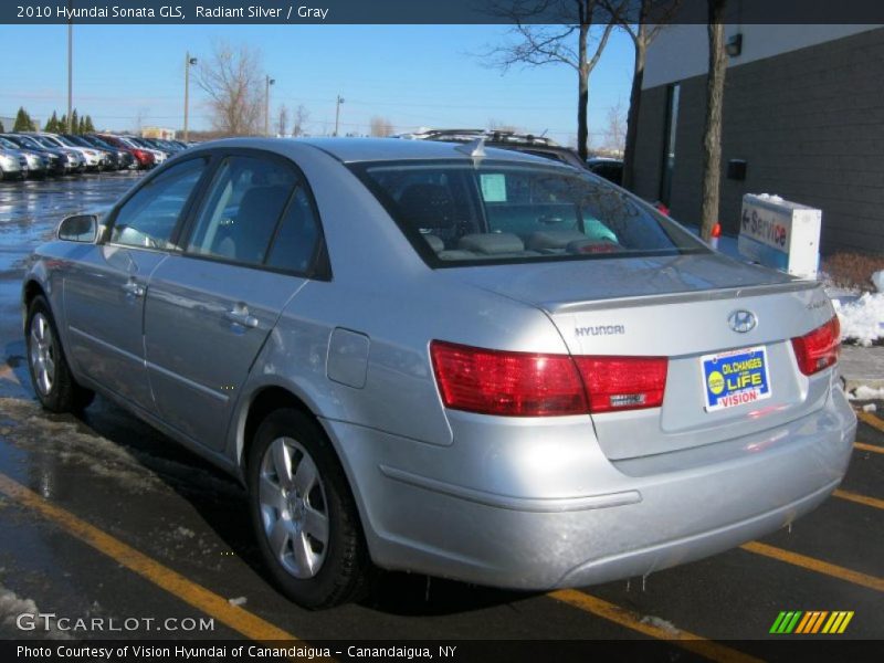 Radiant Silver / Gray 2010 Hyundai Sonata GLS