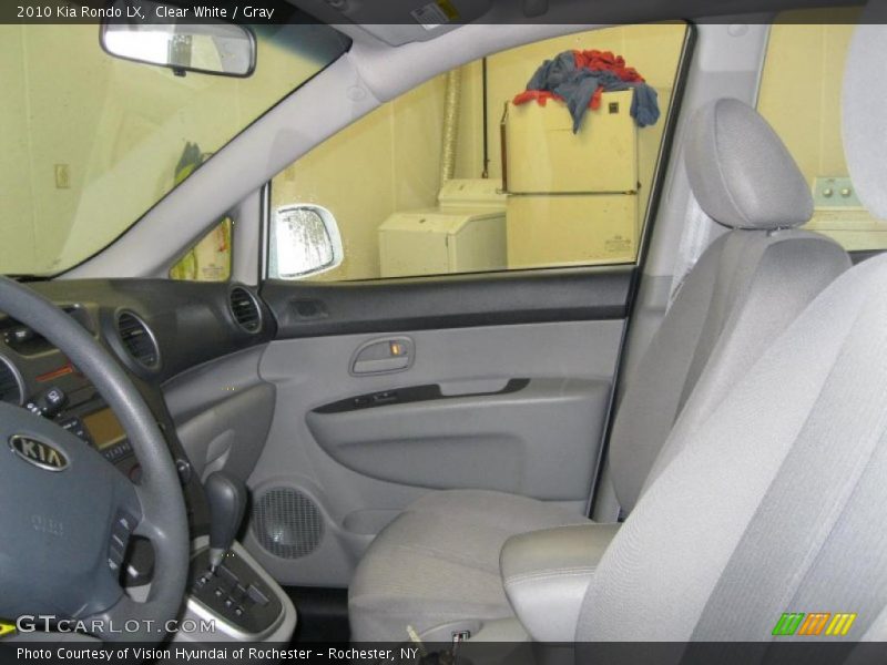 Clear White / Gray 2010 Kia Rondo LX