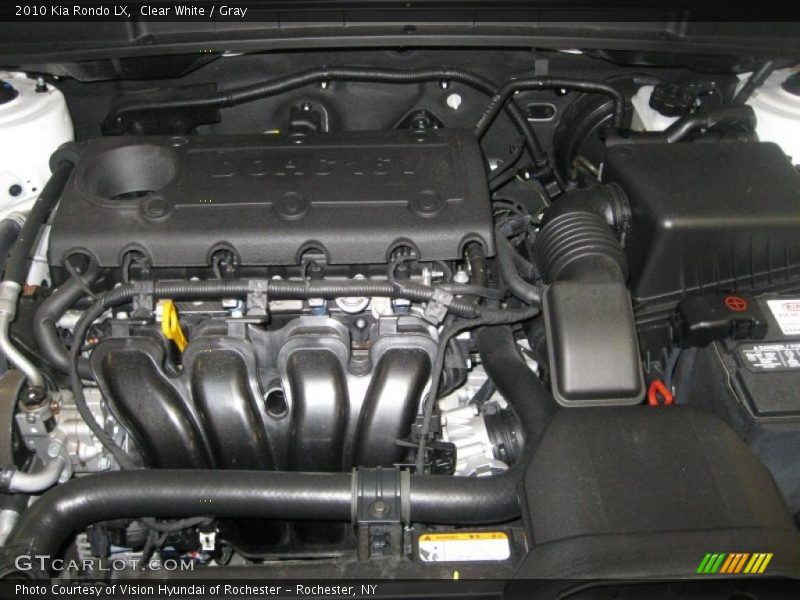 Clear White / Gray 2010 Kia Rondo LX