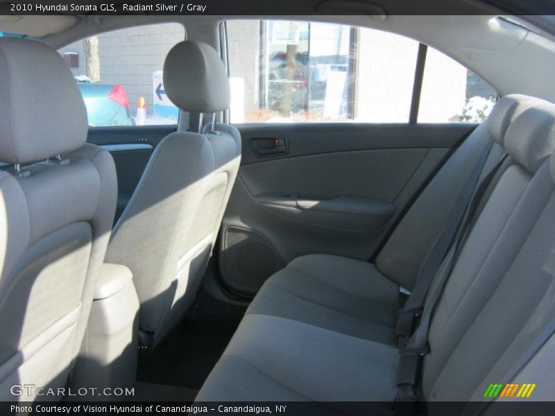 Radiant Silver / Gray 2010 Hyundai Sonata GLS