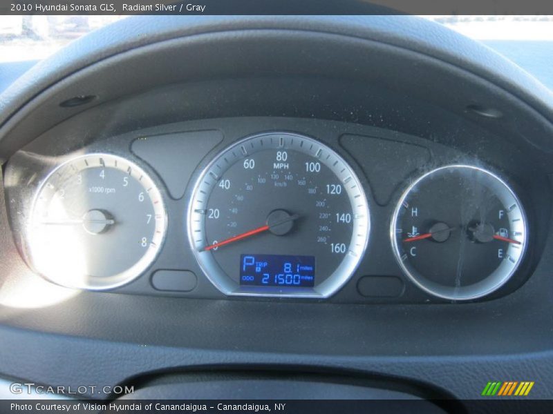 Radiant Silver / Gray 2010 Hyundai Sonata GLS