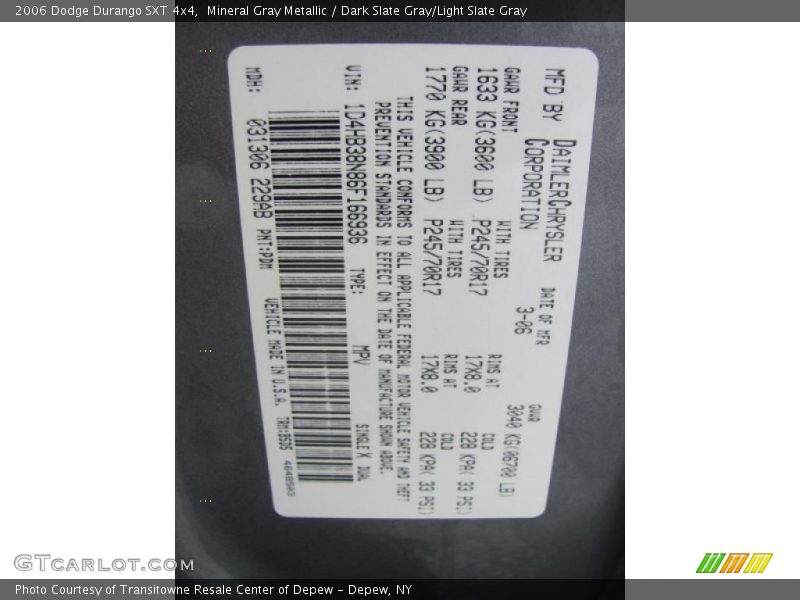 Mineral Gray Metallic / Dark Slate Gray/Light Slate Gray 2006 Dodge Durango SXT 4x4