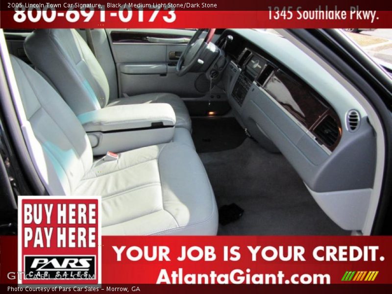 Black / Medium Light Stone/Dark Stone 2005 Lincoln Town Car Signature