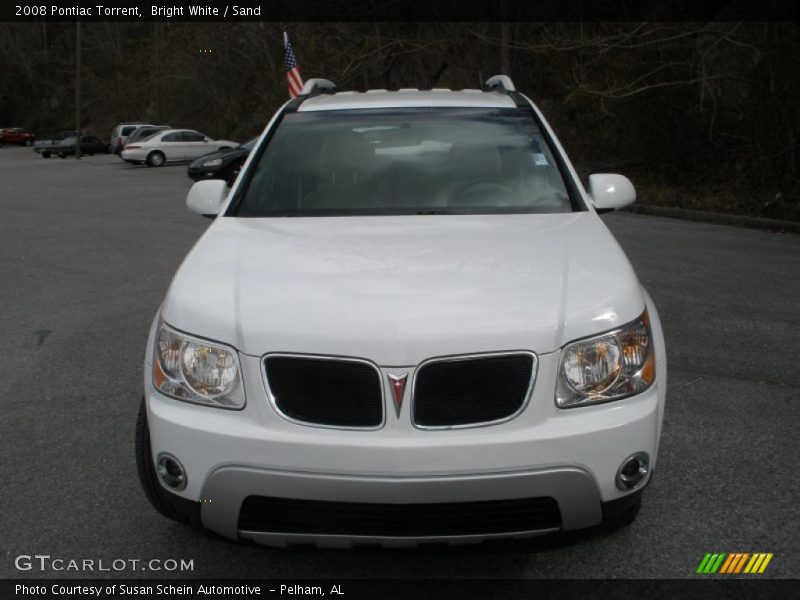 Bright White / Sand 2008 Pontiac Torrent