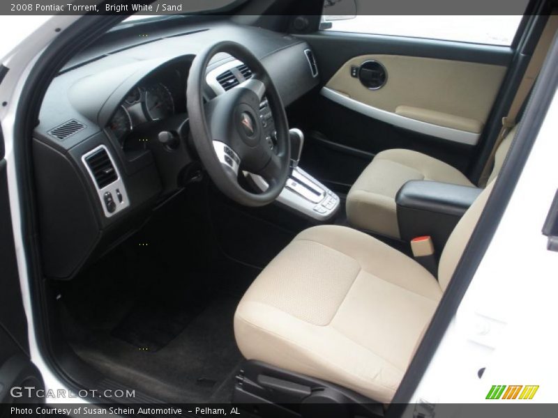 Bright White / Sand 2008 Pontiac Torrent