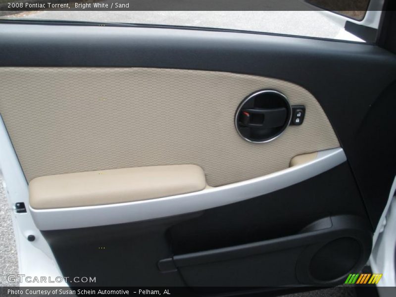 Bright White / Sand 2008 Pontiac Torrent