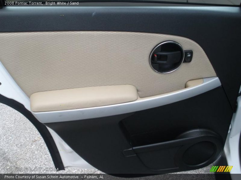 Bright White / Sand 2008 Pontiac Torrent