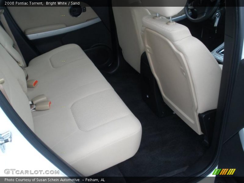 Bright White / Sand 2008 Pontiac Torrent