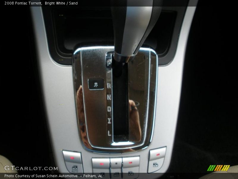 Bright White / Sand 2008 Pontiac Torrent