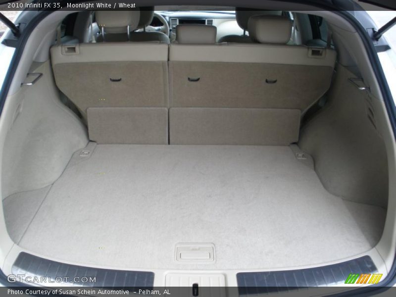  2010 FX 35 Trunk