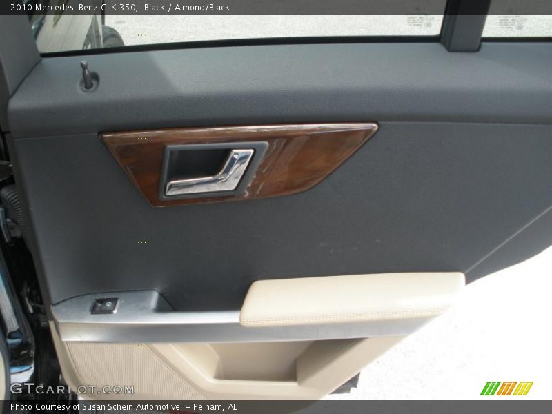 Black / Almond/Black 2010 Mercedes-Benz GLK 350