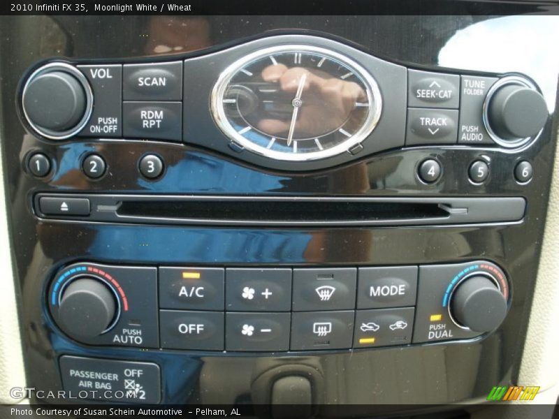 Controls of 2010 FX 35