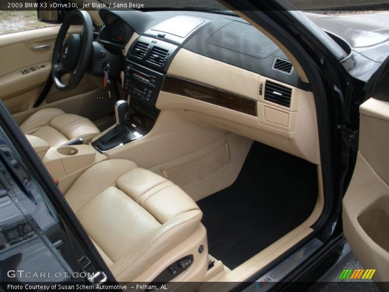Jet Black / Sand Beige 2009 BMW X3 xDrive30i