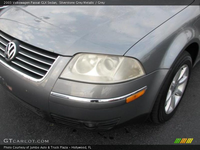 Silverstone Grey Metallic / Grey 2003 Volkswagen Passat GLX Sedan