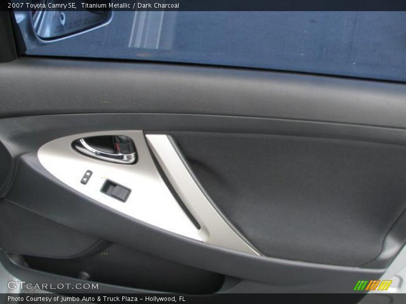 Titanium Metallic / Dark Charcoal 2007 Toyota Camry SE