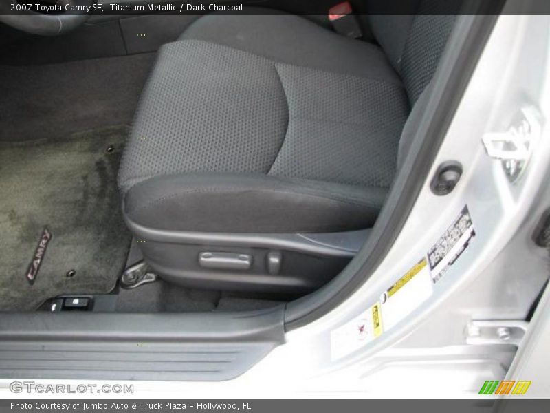 Titanium Metallic / Dark Charcoal 2007 Toyota Camry SE