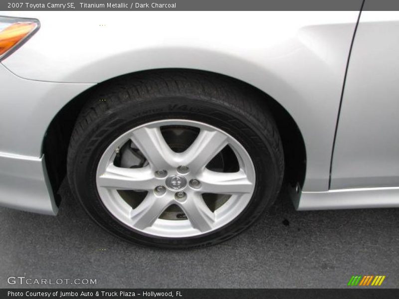 Titanium Metallic / Dark Charcoal 2007 Toyota Camry SE