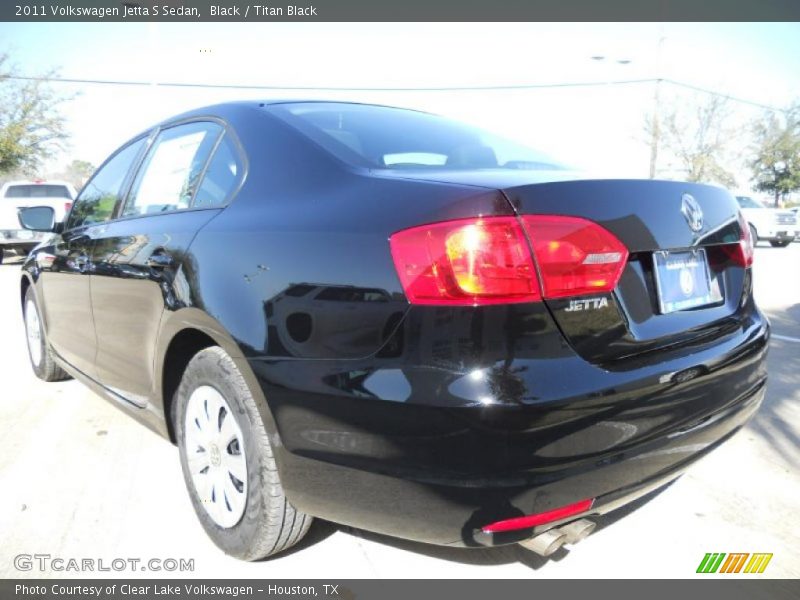Black / Titan Black 2011 Volkswagen Jetta S Sedan